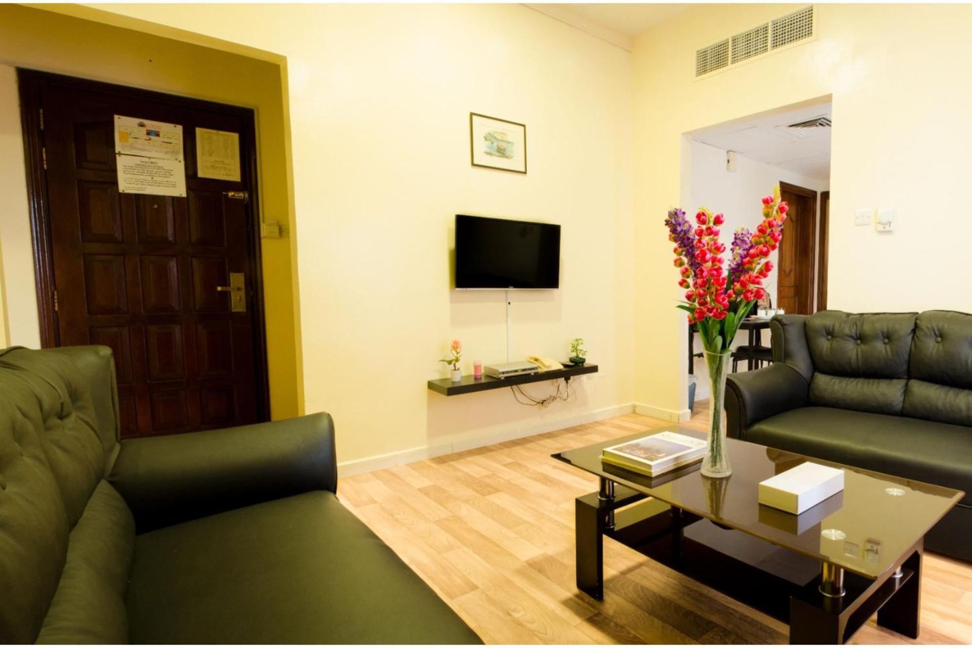 Al Ferdous Hotel Apartments Schardscha Exterior foto